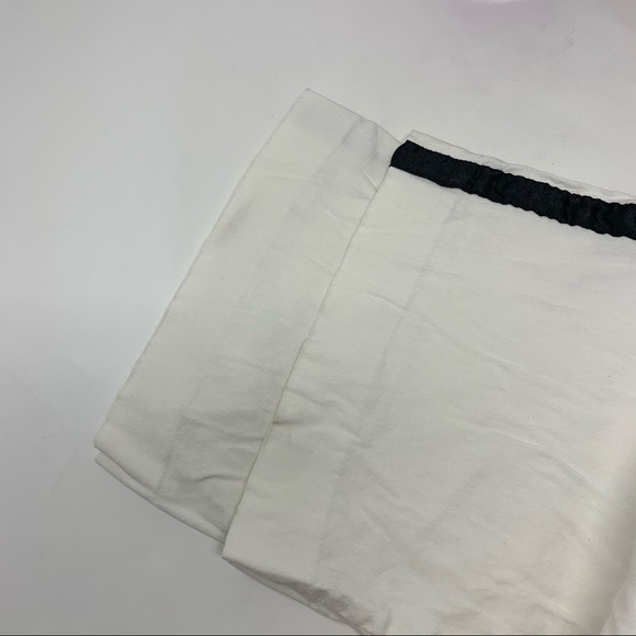 Bebe White Pants with Stripe Down the Side - Picture 6 of 9